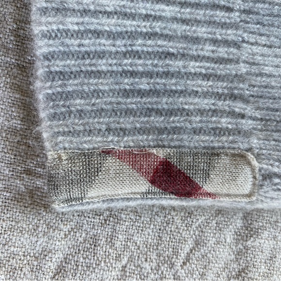 Burberry Cashmere Beanie Skull cap hat - Picture 3 of 6